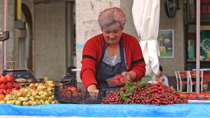 歐洲菜市場大巡禮-克羅埃西亞 薩格勒布多拉克市場 第9集