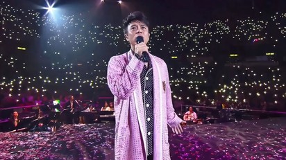 李克勤演唱會突發延誤 草根歌手臨時救場連唱20首歌曲穩全場